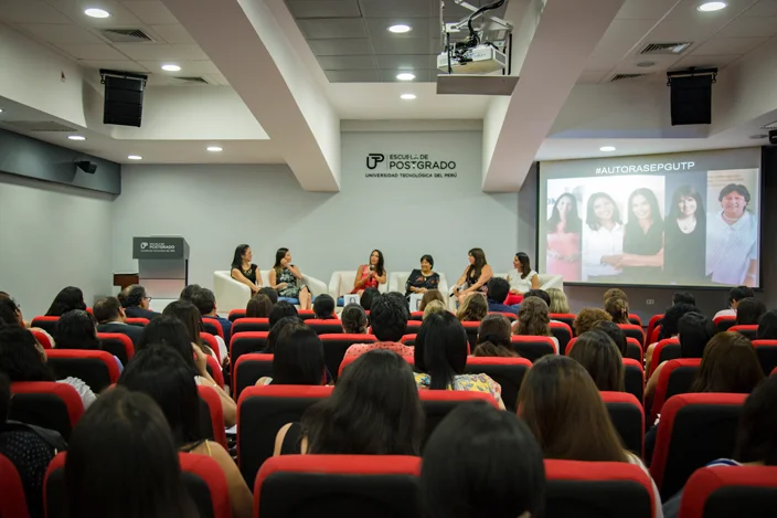 “Noche de autoras”: 5 mujeres exitosas toman la palabra. 1noche de autoras 5 mujeres exitosas toman la palabra