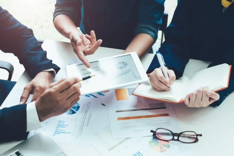 ¿Cuáles son las diferencias entre Business Intelligence y Customer Intelligence?